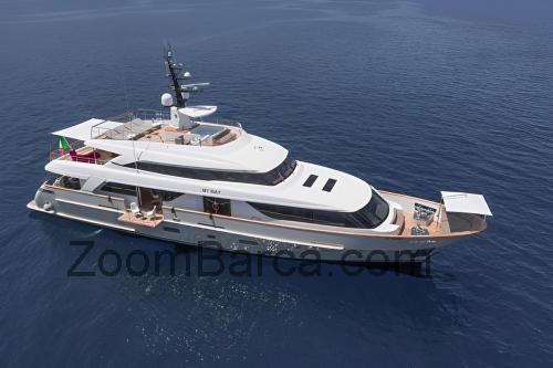 Sanlorenzo SD112 scheda tecnica e recensioni